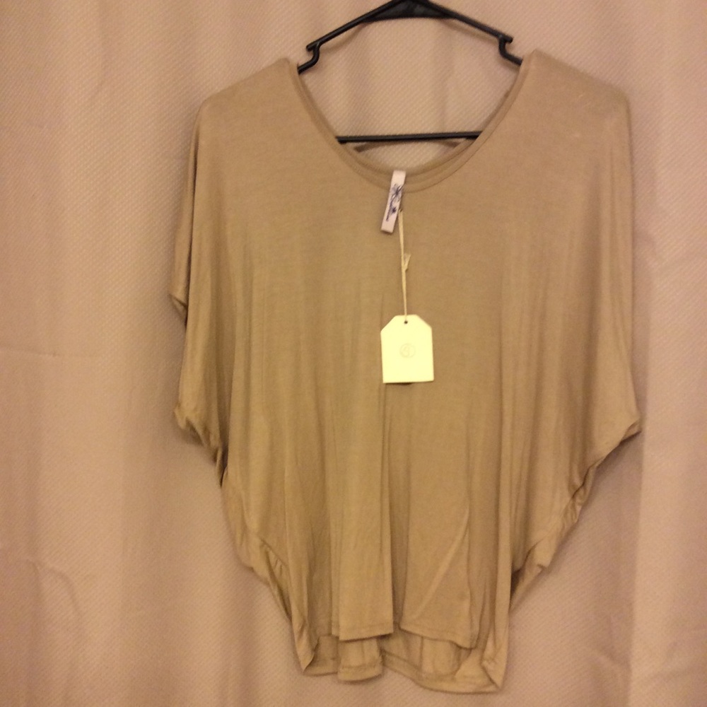 NWT Batwing Tan Top
